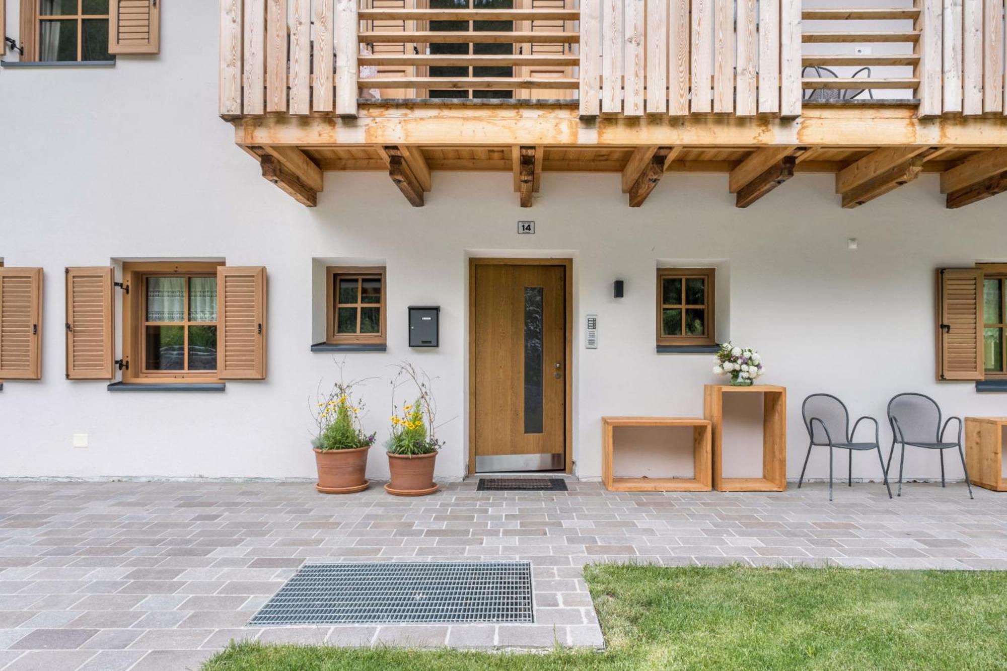 Haensel Und Gretel Schlosshof Umes Bagian luar foto